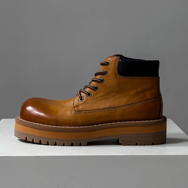 Leatherwork Boots - รองเท้าบูทข้อเท้าผู้ชายสไตล์อังกฤษ สีน้ำตาล หนังแท้ย้อนยุค ลำลอง ทันสมัย พื้นหนา