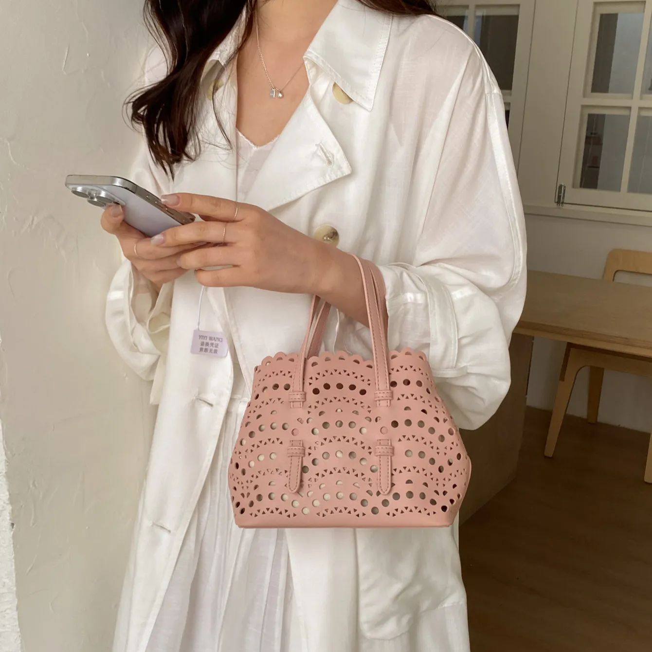 Leather Work Handbags For Women - กระเป๋าสะพายข้างพิมพ์ลายสีแดงสไตล์เกาหลีแฟชั่นลำลองกระเป๋าสะพายไหล่หนังนุ่มกระเป๋าถือผู้หญิงกระเป๋าเดินทางสำหรับทำงาน