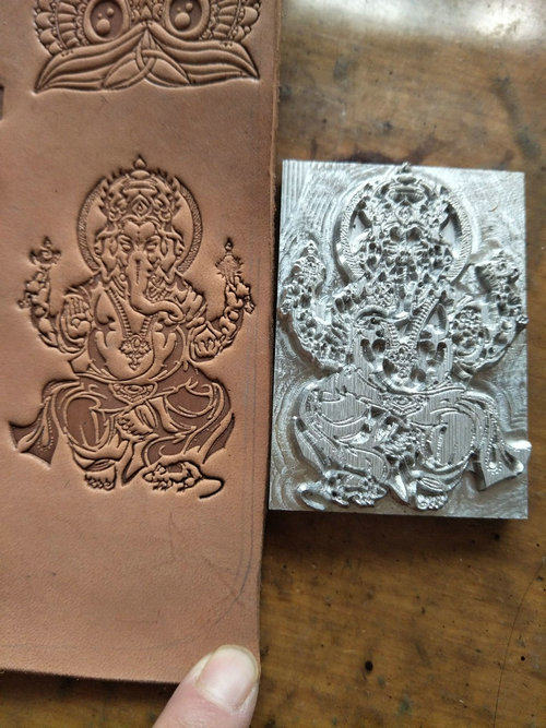 แม่พิมพ์ลายนูนหนังรูปทรงน้ำเต้ - Leatherwork Flowers บทวิจารณ์และราคา
